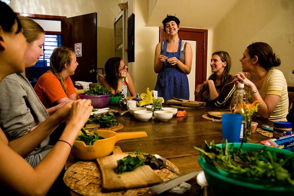 The Busy Family: 5 Tips for Managing Households on the Go