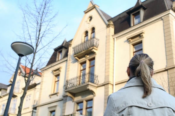 Real estate crowdfunding is an attractive alternative for investors for a couple of reasons.