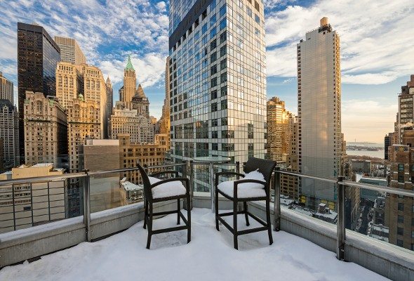 The Income Needed to Pay Rent in the Largest U.S. Cities