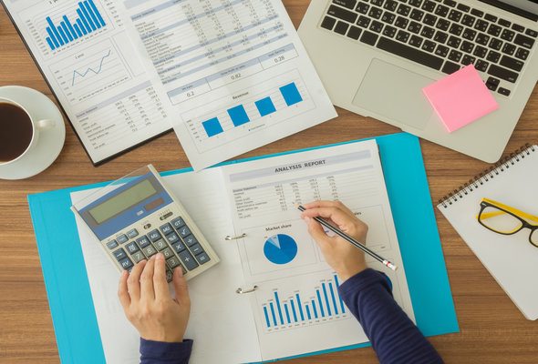 How Much Does a Financial Planner Cost?