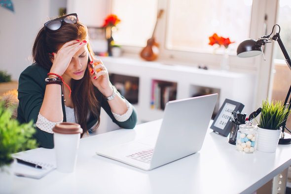 How Long Does Negative Info Stay on My Credit Report?