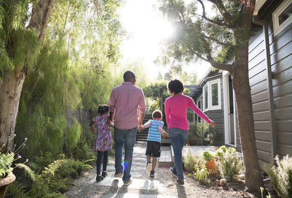 SmartAsset: What Is a Deed of Trust?