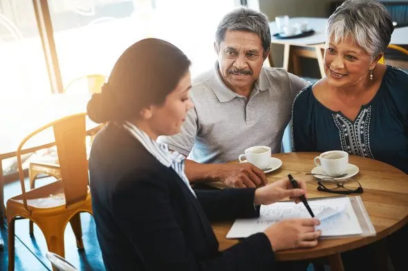 Roth IRA vs 401(k): What's the Difference?