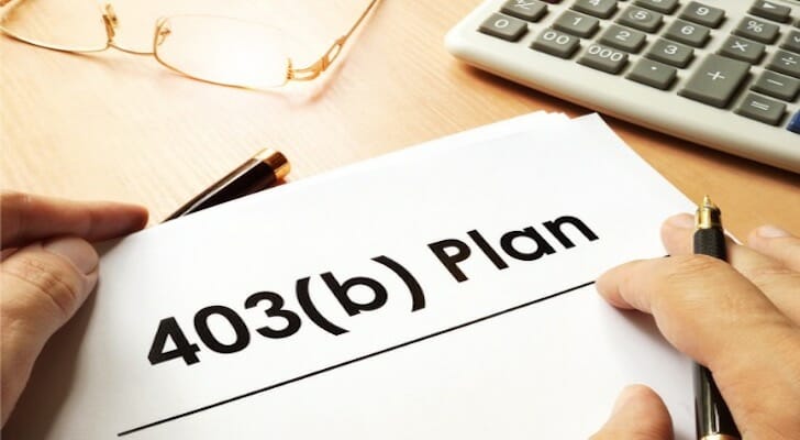 An employee reviews the differences between a 403(b) vs. 457(b) plan.