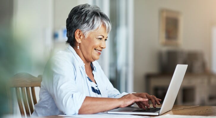 How to Invest in Retirement