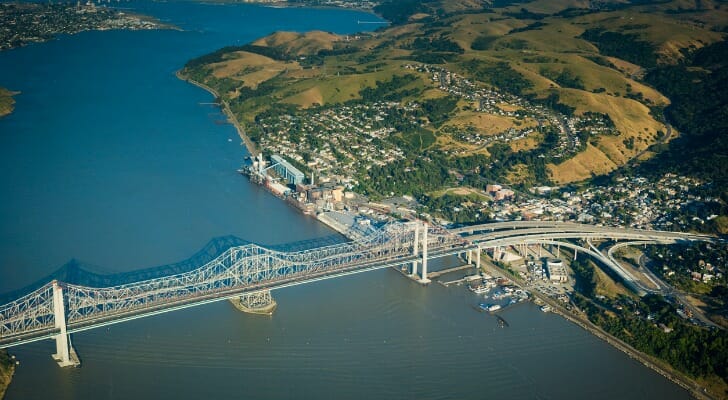 wealthy buying homes