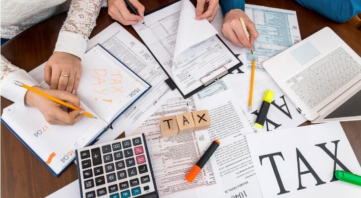 SmartAsset: S Corp vs. LLC