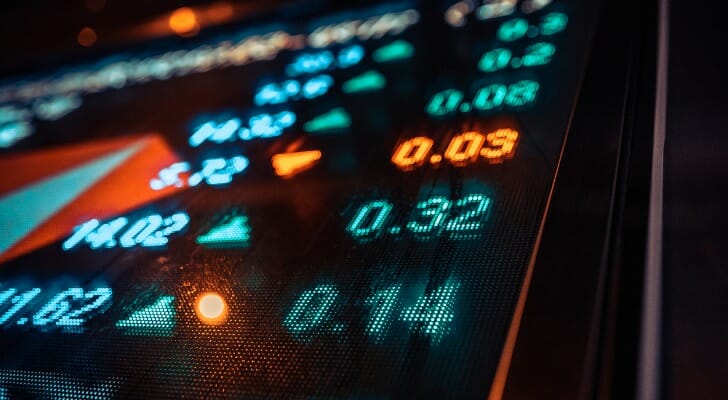 Learning how to invest in S&P 500 index funds is a great way to build a diversified portfolio and expand your investments.