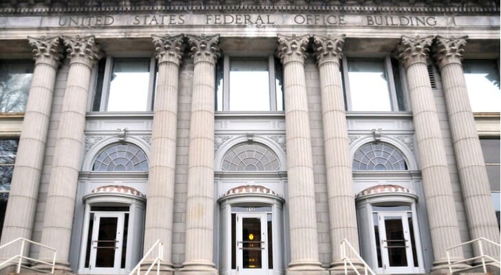 SmartAsset: What Is a Chartered Federal Employee Benefits Consultant (ChFEBC)?