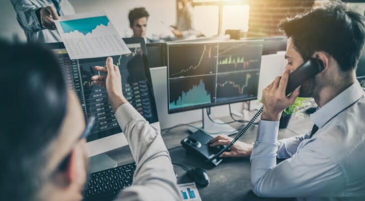 SmartAsset: What Is a Forward Contract and How Do They Work?