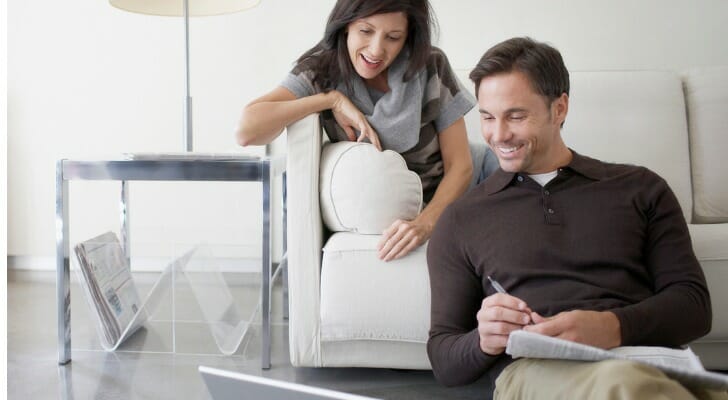 What is a closed end fund?