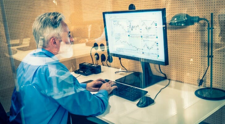 SmartAsset: What Is a Chartered Financial Analyst (CFA)?