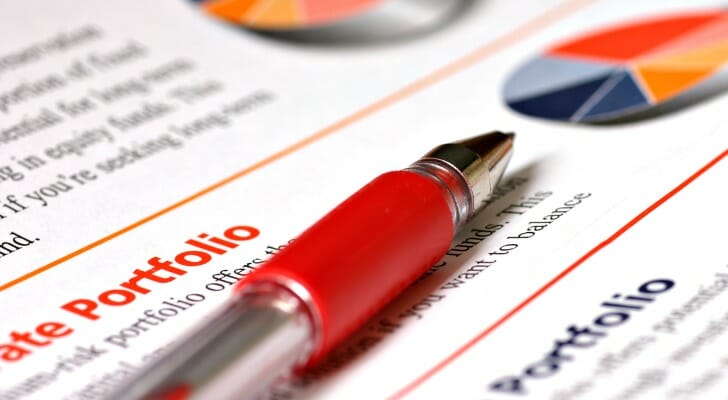 SmartAsset: Efficient Frontier Definition, Benefits and Uses