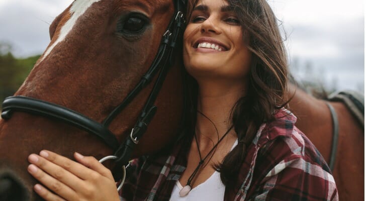 It might not cost as much to buy a horse as you might think. However, you will want to factor in the costs on ongoing care.