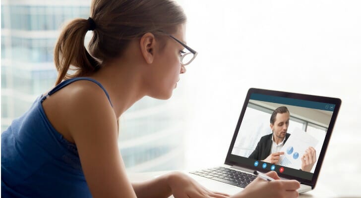 Financial Advisor Online