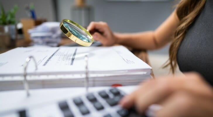 Fraud examiner in action