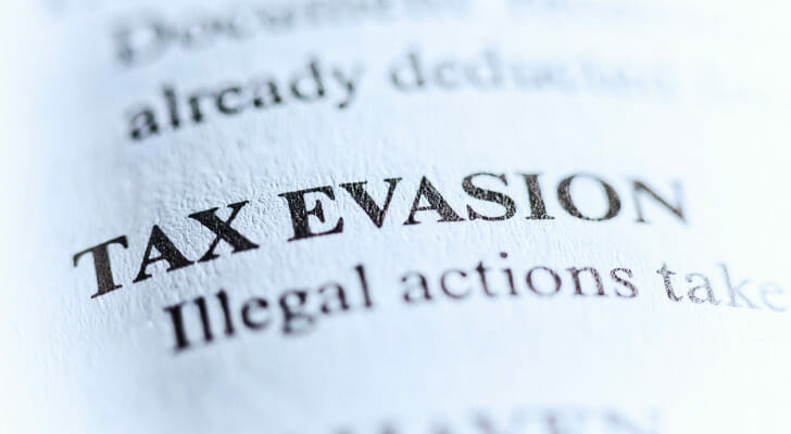 SmartAsset: Tax Avoidance vs. Tax Evasion