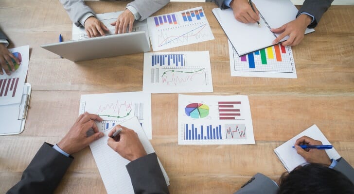 SmartAsset: What Does a Financial Analyst Do?