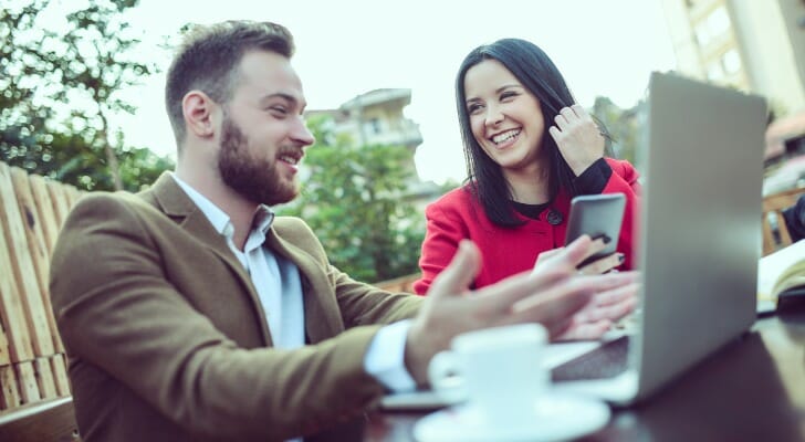 Couple shops online for life insurance