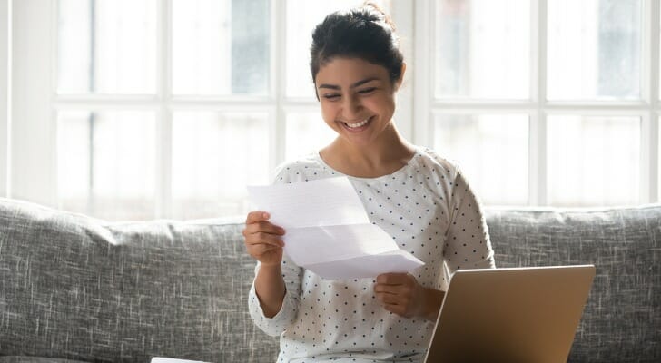 College student gets financial aid letter