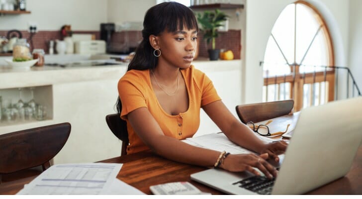 SmartAsset: What Is a Contract for Difference (CFD)?