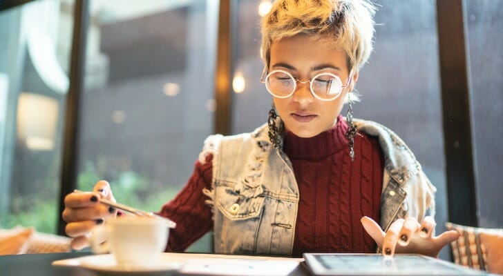 SmartAsset: Cash App Investing Review 2023 - Fees, Services and More