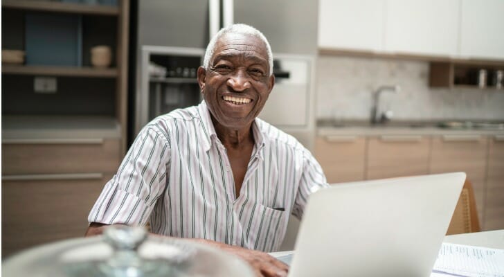 SmartAsset: What Is a PIPE Investment?