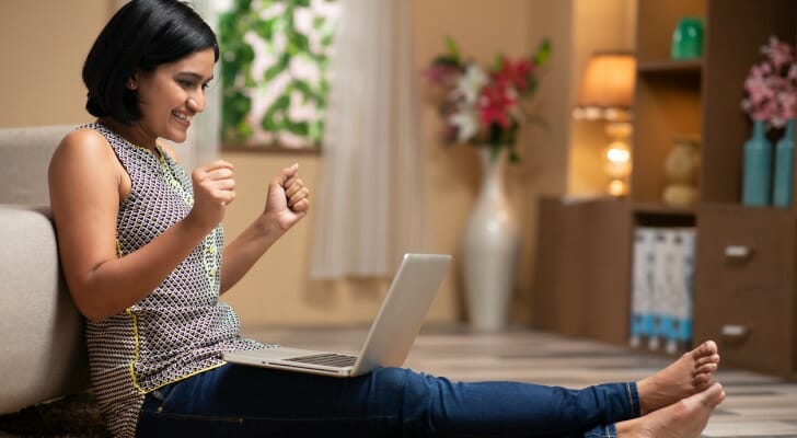 Female dividend investor