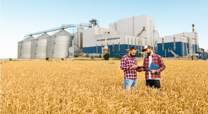 How to Invest in Farmland