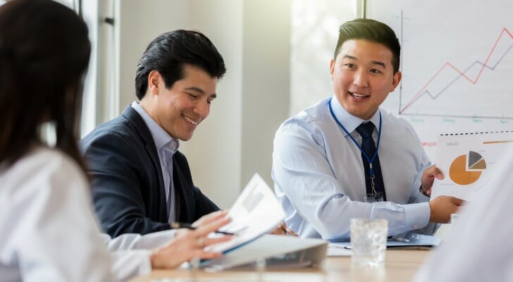 Stock brokers discuss liquid alternatives