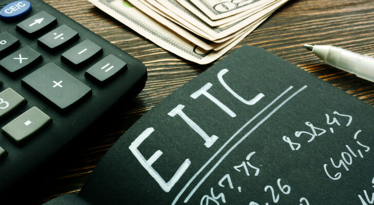 earned income credit vs child tax credit