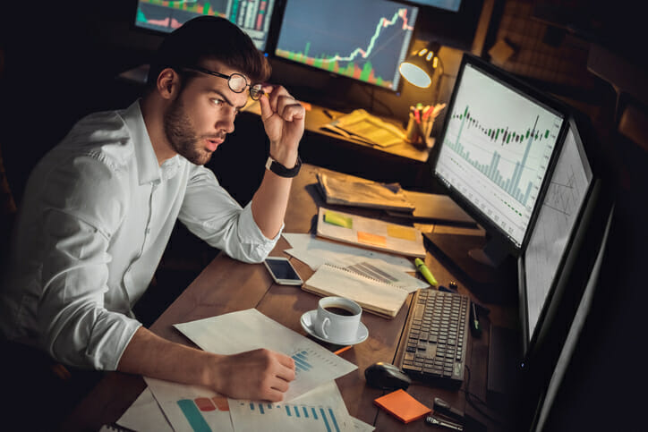 SmartAsset: Are Robo-Advisors Worth It?