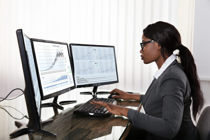 SmartAsset: What Does a Portfolio Manager Do?