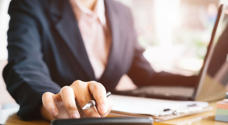 SmartAsset: Last-Minute Tax Deductions to Take in 2023