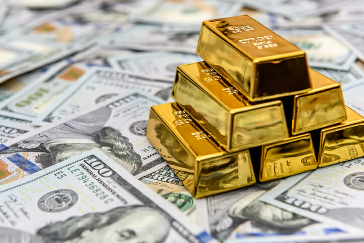Many investors wonder if it's possible to minimize or avoid capital gains tax on gold.