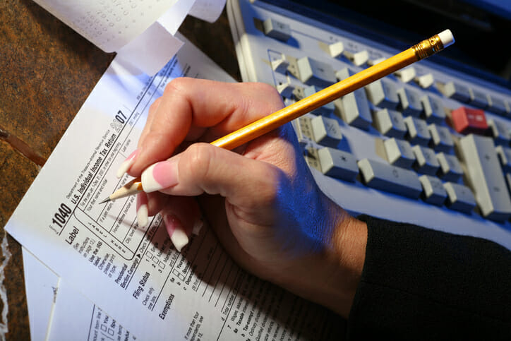 SmartAsset: How to File Taxes for the First Time