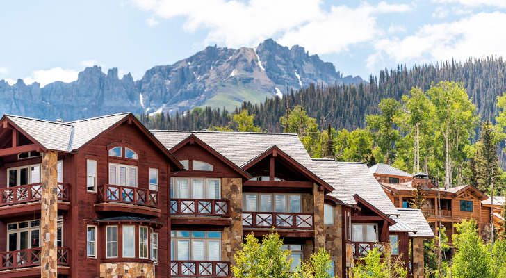 how to avoid capital gains tax on foreign property