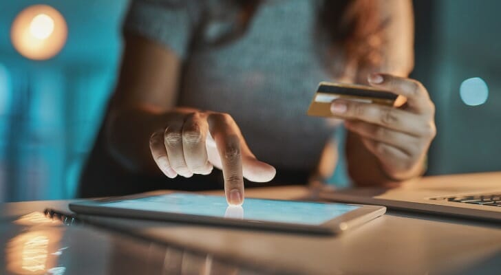 SmartAsset: Vanguard Partners With Amex to Offer You Points and Financial Advice