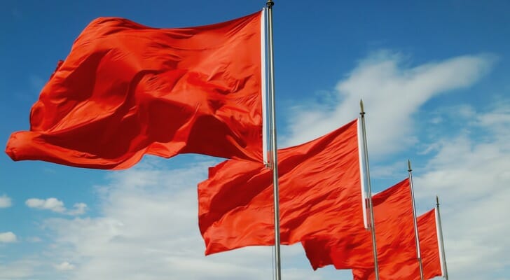 A dishonest financial advisor can steal your money if you're not careful, so you'll want to be aware of some important red flags.