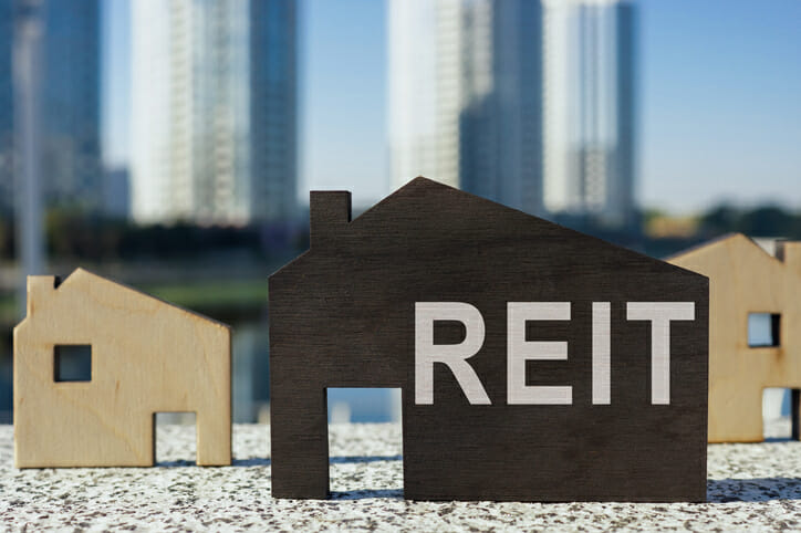 SmartAsset: What Is a Hybrid REIT?