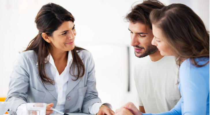 loan processor vs underwriter