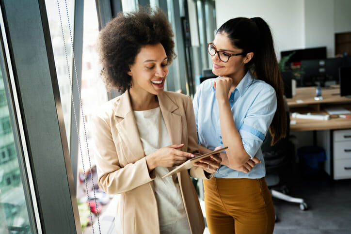 2022 SmartAsset Study: Cities With the Most Female Six-Figure Earners