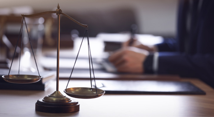 what is a financial institution