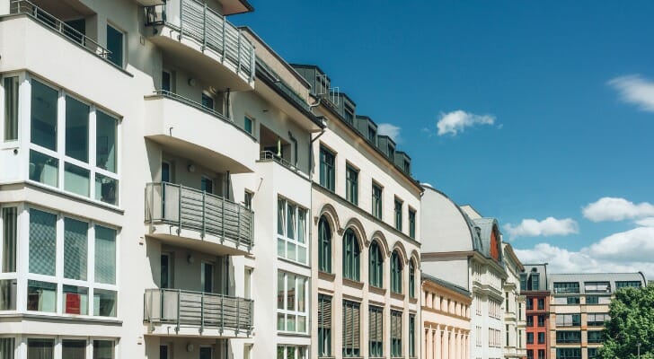 apartment complex investing vs wholesale real estate