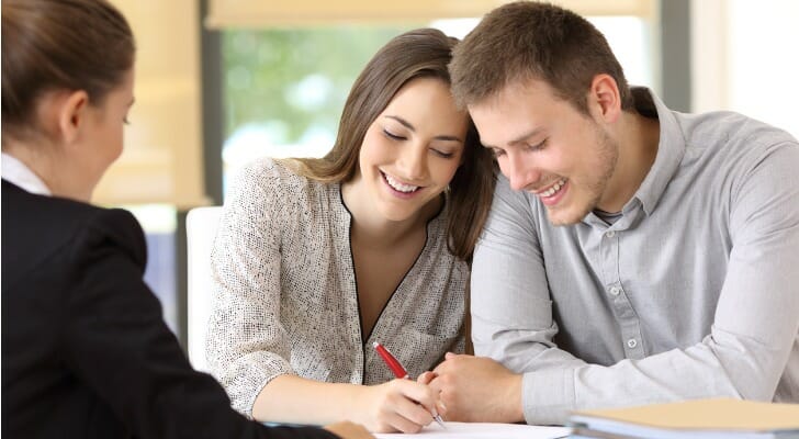 what does professional liability insurance cover