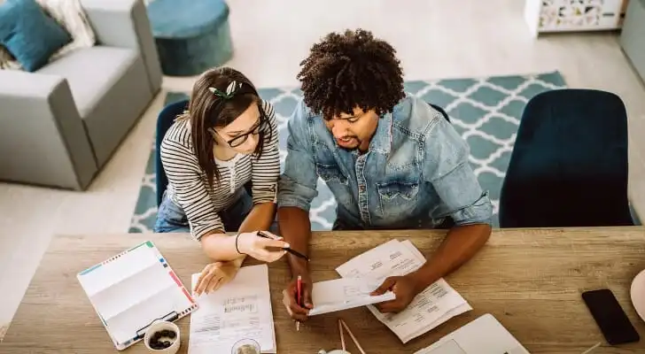 assets vs liabilities