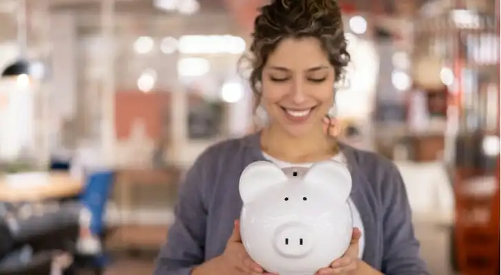 how to save a million dollars in 10 years