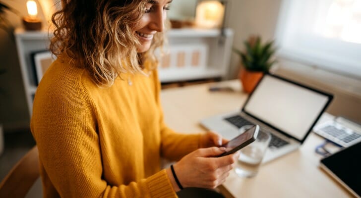 An advisor researches email marketing for financial advisors.