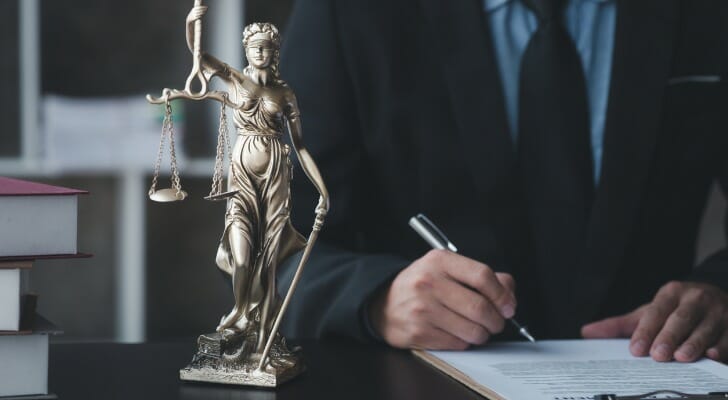 beneficiary vs trustee