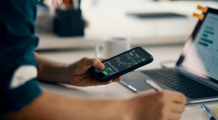 SmartAsset: Why Schwab Believes Short-Duration Stocks Belong in Your Portfolio